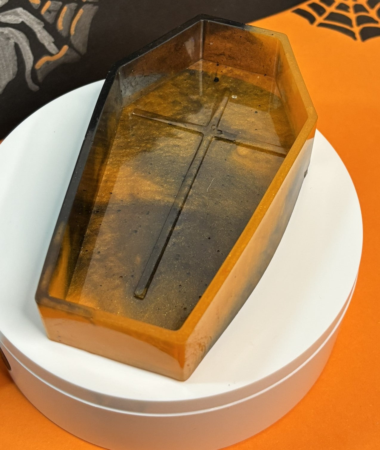 porte en forme de cercueil